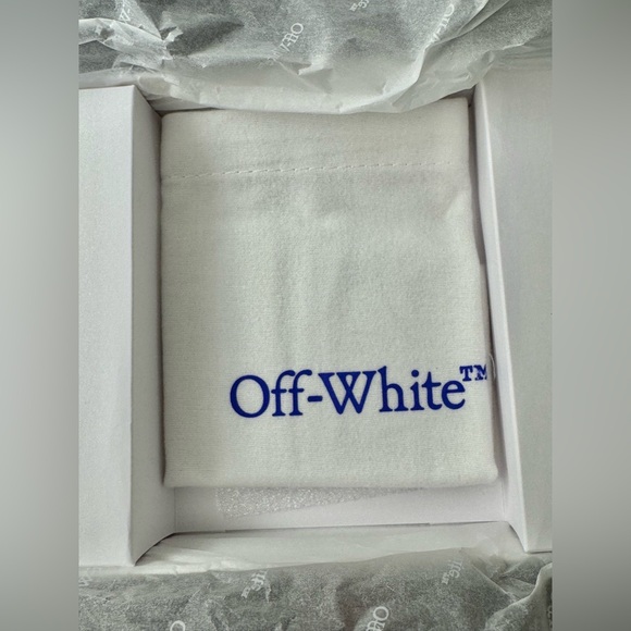 Off-White Jitney Zipped Bi-Fold Wallet NEW IN BOX - Picture 7 of 16